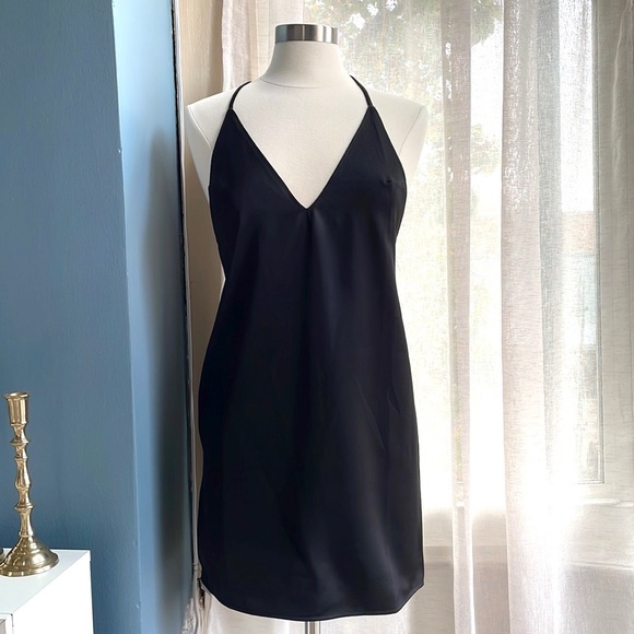 NWOT F21 capsule collection black crepe dress with low back - Picture 2 of 5